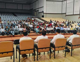 Students and parents present for the workshop conducted on Pharmacy Admission.